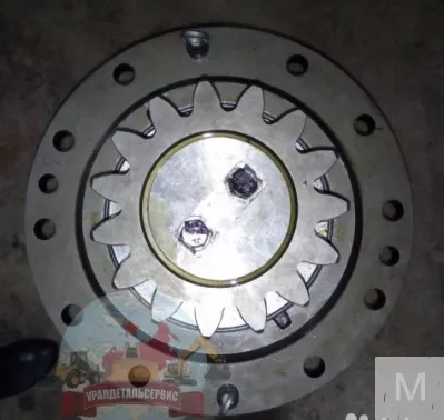 "Редуктор поворота VOE14566401 Volvo EC360 "
