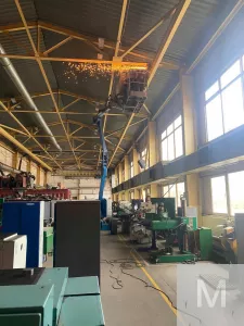 Страховочная горизонтальная анкерная линия на кровли здания